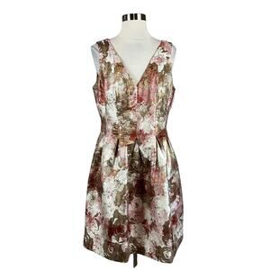 Vince Camuto Floral Metallic Fit and Flare Gold Size 10 Sleeveless V-Neck Mini
